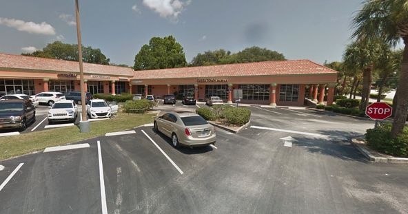 Retail and Professional Service Spaces For Lease: 150 N Nova Rd, Ormond Beach, FL 32174